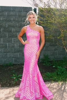 2023 Prom Dresses Pink, Bright Pink Prom Dresses, Dark Prom Dresses, Prom Dresses Dark Red, Formal Inspiration, Mermaid Gown Prom, 2023 Prom, Dark Red Dresses, One Shoulder Prom Dress