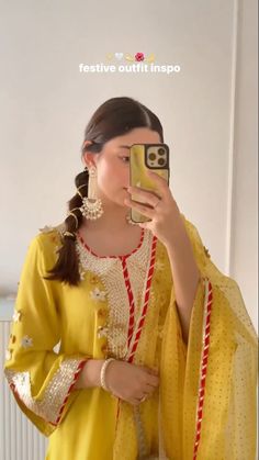 Yellow Outfit Ideas Indian, Salwar Suit Hairstyle Women, Hairstyle With Indian Suits, Yellow Gharara For Haldi, Hairstyle On Gharara, Yellow Outfit Indian, Yellow Ethnic Wear, Yellow Suit Indian, Yellow Dress Makeup