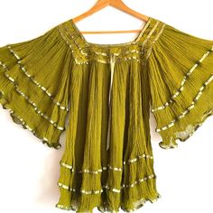 Mexican Dress Crochet Blouse Bell Sleeves Tunic Mini Dress For Beach Days (Color: Olive Out Of Stock! Green) -Note: Cream And White In Stock And Casual Days Out, Dress It Up And Add Formal Accesories And Highheels To Make A Unique Look, Authentic Design Indigenous Fine Foll Art. Design Fro Oaxaca Mexico Circa 1970 Traditional Vintage Blouse Angel Sleeves Size Xs-M And M-Xlxxl-Xxxl Turquoises Desert Blouse Arizona Sonora Oaxaca Beach Summer Boho Chic If You Love Free People Spell And The Gyspsy A Traditional Mexican Clothing Woman, 20s Clothes, Mexican Clothes, 70s Fashion Women, Blouse Bell Sleeves, Dress For Beach, Traditional Mexican Dress, Simple Clothes, Plus Size Bohemian