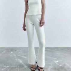 High Waisted White Flare Leggings, White Leather Pants, White Flares, White Jumpsuit, Zara White, Flare Leggings, Zara Jeans, Zara Pants, White Pants