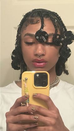 Short Goddess Braids Natural Hair, Natural Short 4c Hairstyles Ideas, Cute Locs Hairstyles, Creative Loc Styles, Short Black Women Hairstyles, Starter Locs Styles For Short Hair, Natural Protective Hairstyles, Hairstyles For Short Natural Hair