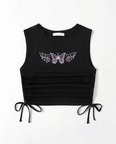 Trendy Hoodies, Fashion Top Outfits, Aesthetic Shirts, Easy Trendy Outfits, Crop Top Outfits, Cute Crop Tops, Cute Summer Outfits, Dream Clothes, Cute Tops