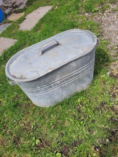 Galvanized tub  Decor ice bucket Galvanized Water Trough, Tub Decor, Galvanized Tub, Water Trough, Ice Buckets, Buckets, Ice Bucket, Home Deco, Barware