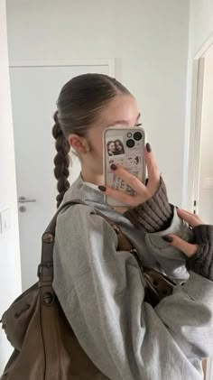 Get our own perfect slick back ponytail with the perfect tools. just one click and your ponytails could look like this! follow for morre trendy items! Slicked Back Hairstyles, Slicked Back Ponytail, Hair Brush Set, Slicked Back Hair, Sleek Ponytail, Sleek Hairstyles, Winter Hairstyles, Light Hair