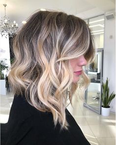 28 Messy Bob Haircut Ideas for the Ultimate Boho Vibe Spring Bob Hairstyles, Aesthetic Hairstyles For Medium Hair, Messy Bob Haircut, Spring Hair Color Trends, Haircut 2023, Messy Bob, Aesthetic Hairstyles, Haircuts For Medium Length Hair, Wavy Hairstyles Medium