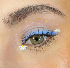 All about that glam Bout Makeup, Artistic Eyeshadow, Moon Palette, Fairytale Creatures, Instagram Call, Cute Eye Makeup, Graduation Makeup, Graphic Makeup, Simple Wardrobe