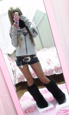 Harajuku Fashion, 2000s Fashion, Short Shorts