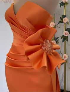 Mermaid / Trumpet Evening Gown Floral Dress Masquerade Prom Sweep / Brush Train Sleeveless Strapless Satin with Slit Dress Masquerade, Masquerade Prom, Gown Floral, Orange Satin, Outfits Dress, فستان سهرة, Prom Dresses Online, Looks Chic, Homecoming Dresses Short