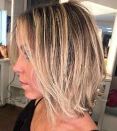 Mid-Length Razored Bob For Straight Thin Hair Razored Bob, Fine Straight Hair, Medium Length Hairstyles, Corte Bob, Midlength Haircuts, Shoulder Length Hair Cuts, Hair Remedies, Haircuts For Fine Hair