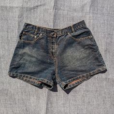 Vintage Donaldson denim shorts  High rise Embroidery on the back pocket  Good preloved condition  Size on tag 32 Waist 29" Front rise 10" Inseam 3" Disney Ladies, Short En Jean, Skorts, Jeans Shorts, Short Outfits, Jean Shorts, Favorite Outfit, Womens Bottoms, Denim Shorts