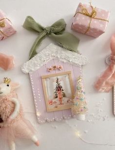 Christmas Diy Projects For Kids, Christmas Craft Sticks, Christmas Gift Craft Ideas For Kids, Gingerbread House Ornaments For Kids, Popsicle Stick House Ornament, Popsicle Stick Gingerbread House Ornament, Popsicle Gingerbread House, Diy Painted Christmas Gifts, Gingerbread House Popsicle Sticks