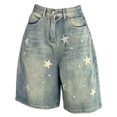 downtown girl star denim shorts boogzel clothing E Girl Clothes, Y2k Aesthetic Outfits, Wide Jeans, Summer Style Casual, High Waisted Shorts Denim, Washed Denim, Dream Clothes, Girls Jeans, Grunge Fashion