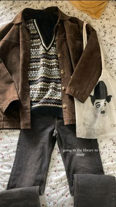 ig: ginny_and_books Collar Under Sweater, Olivia Rodrigo Conan Gray, Downtown Grunge, 80s Clothes, Clothes Drawer Organization, Current Aesthetic, Dark Acadamia, Silly Clothes, Clothes Drawer