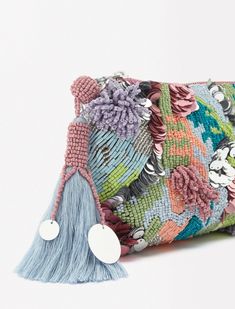 Parfois Bags, Tassel Crafts, Bags 2024, Bead Crochet Patterns, Designer Clutch Bags, Hand Embroidery Projects, Frame Bag