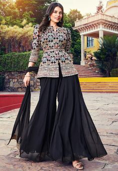 Wedding Palazzo, Readymade Salwar Kameez, Resham Work, Latest Dress Design, Fancy Sarees Party Wear, Palazzo Suit, Stylish Short Dresses, Pakistani Fancy Dresses