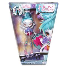 two dolls are shown in the packaging for their new toy line, novi stars