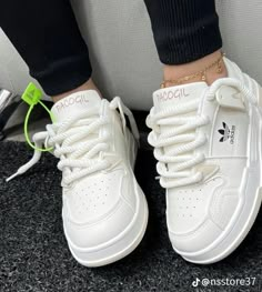 Shoes For Wedding, Pretty Sneakers, Men's Adidas (men), Pretty Shoes Sneakers, Cute Shoes Heels, Shoes Outfit Fashion, Tennis Fashion, Cute Nike Shoes, Adidas Girl