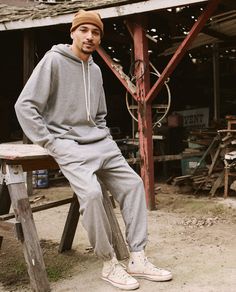 Men’s Sweats Outfit, Mens Loungewear Fashion, Sweatpants And Sweatshirt Outfit, Track Suit Outfit, Posing Reference, Grey Sweatsuit, Matching Sweatsuit, Work Dress Code, Sweatpants Outfits