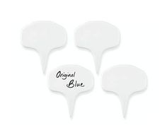 three white speech bubbles with the words organic blue written on one side and an egg in the other