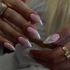 Press On Nails Tips, Nails Butterfly, Nails Tips, Almond Acrylic Nails, Nails Simple, Oval Nails, Pretty Acrylic Nails