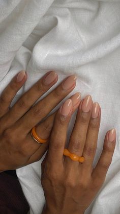 No Polish Manicure, Almond Natural Nails, Clean Nails Aesthetic, Modest Nails, Milky Nails, Subtle Nails, Minimal Nails, Casual Nails