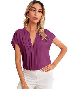 Triangle Body Shape, Pleated Tops, Pleated Shorts, Office Attire, Work Office, Amazon Women, Body Shape