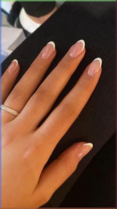 Simple Nails Gel Polish, Nails Ideas For School Short, Back To School Nail Inspo Short Nails, Short Nails Inspo French Tip, Nail Inspo For School Dance, Simple Sliver Nails, Natural Back To School Nails, Super Short Gel X Nails, Classy Hoco Nails