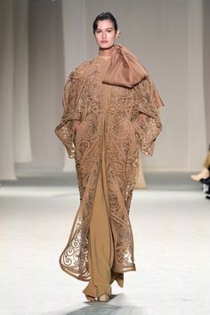 Spring 2023 Couture, 2023 Couture, Elie Saab Haute Couture, Bouchra Jarrar, Hussein Chalayan, Christophe Lemaire, Elie Saab Spring, Elie Saab Couture, Boutique Couture