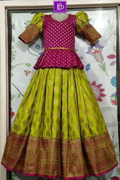 Pattu Langa Blouse Designs For Kids, Kids Lehenga Blouse Designs, Pattu Langa Blouse Designs, Langa Blouse Designs, Blouse Designs For Kids, Langa Jacket, Langa Blouse, Embroidery Designs For Kids, Pattu Langa