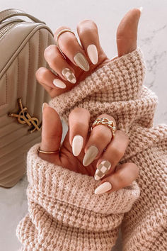 Chic Beige Coffin Nails with Plaid Accent: Almond-shaped nails in soft cream and taupe hues, featuring a modern twist with a checkered accent nail. Effortlessly stylish and cozy. // Photo Credit: Instagram @hello_jackieo Fall 2023 Manicure Trends, Neutral Fall Nails With Design, Sleek Fall Nails, News Years Eve Party Food Easy, Fall Neutral Nails Acrylic, Fall Nails Inspiration Short, Simple Cute Nails Fall, Fall Nails 2023 Checkered, Fall Inspired Gel Nails