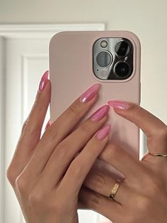 Kutek Disney, Pink Chrome Nails, Nagellack Trends, Chrome Nails Designs, Smink Inspiration, Makijaż Smokey Eye, Pearl Nails, Pink Nail