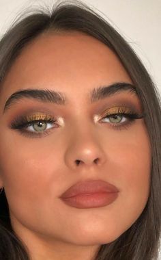 Night Club Makeup Looks, Brown Gold Makeup, Yellow Dress Makeup, Thanksgiving Makeup Looks, Makeup Neutral, Thanksgiving Makeup, Ella Rose, Gold Smokey Eye