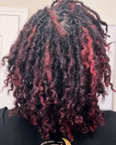 Dreads With Highlights, Locs With Colored Tips, Locs Highlights, Loc Mullet, Red And Black Locs, Loc Highlights, Locs With Highlights, Red Locs, Loc Dye Ideas