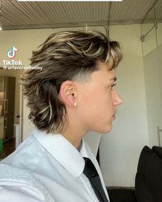 Taper Fade Mullet Wavy Hair, Lesbian Mullet Haircut Short, Small Undercut Designs, Short Hairstyle Lesbian Hair, Mohawk Haircut Women, Womens Modern Mullet, Round Face Mullet Hair, Masc Mullet Women, Short Mullet Straight Hair Woman