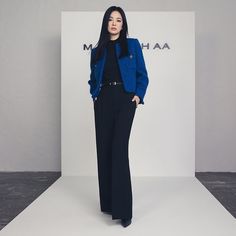 Corporate Attire, Hye Kyo, Song Hye Kyo, Modest Fashion Outfits, Professional Outfits