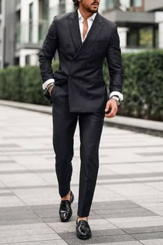 Mens Black Suit Wedding, Black Pinstripe Suit Men, Suits For Men Stylish Wedding, Black Double Breasted Suit Men, Double Breasted Suit Men Wedding, Men Double Breasted Suit, Stylish Suits For Men, Mens Pinstripe Suit, Black Groomsmen Suits