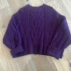 Soft Purple Crop Sweater. Never Worn. Purple Crochet Sweater, Purple Knit Sweater, Lilac Sweater, Cool Hair Styles, Ripped Sweater, Clothes Stickers, Purple Crochet, Harry Potter Dr, Styles Clothes