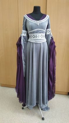 Medieval Dress Royal, Elvish Dress, Elven Clothing, Elven Dress, Hollywood Costume, Royal Dresses