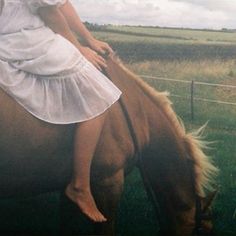 Foto Cowgirl, Skai Jackson, Happy September, Cowboy Baby, Cowgirl Aesthetic, Jolie Photo, Horse Love, Horse Girl