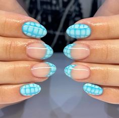 Beach Aura Nails, Cute Oval Nails Ideas, Cute Nail Gel Ideas, Turtle Nails Design Simple, Cute Nail Designs For Acrylics Almond, Scale Nails Designs, Nails For Turks And Caicos, Almond Cruise Nails, One Hand One Color Other Hand Another Color Nails