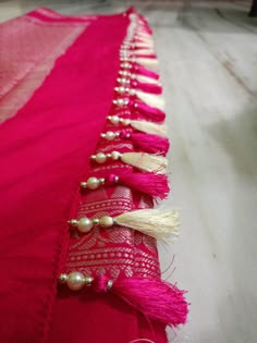 Simple Saree Kuchu Designs Latest, Simple Saree Kuchu Designs, Saree Kuchu Designs Latest, Simple Saree Kuchu, Diy Golu Dolls, Saree Borders, Golu Dolls