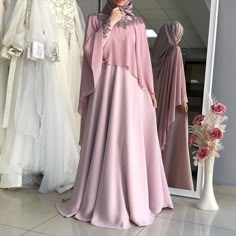 Burqa For Wedding, Abaya Fashion For Wedding, Wedding Abaya Design, Abaya For Wedding, Nikkah Abaya, Borkha Design, Bridal Abaya, Burkha Designs, Wedding Abaya