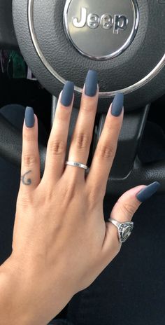 Matte Nails Different Colors, Matt Navy Nails, Dip Nail Ideas Matte, Sns Matte Nails, Matte And Sparkle Nails, Navy Dip Powder Nails, Navy Nails Matte, Easy Matte Nails, Navy Blue And Grey Nails