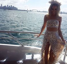 Hens party on a luxury yacht Classy Hen Do Outfits, Hen Outfit, Hens Party Outfit, Hens Night Outfit, Bachelorette Yacht, Yatch Party Photoshoot, Hen Do Outfit Ideas, Bachelorette Party Yacht, Bachlorette Party Yacht