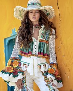 Moda Hippie, Mexican Outfit, Hilarious Photos, Summer Photoshoot, Boho Look, Traditional Clothing, Western Outfits, Fashion Addict