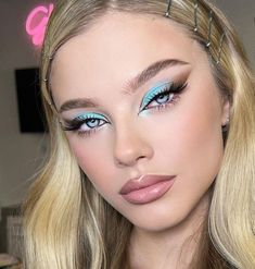 Catwalk Makeup, Vibrant Makeup, Makeup Help, Power Of Makeup, Beautiful Eye Makeup, Glamorous Makeup, Dior Makeup