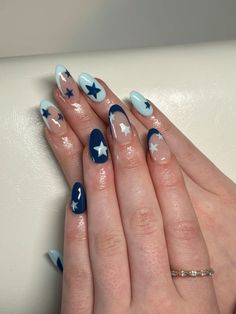 Hit Me Hard And Soft Nails, Colorful Star Nails, Acrylic Nails Stars, Star Nails Blue, Nail Inspo Stars, Cute Blue Nail Designs, Blue And White Nail Ideas, Blue Star Nails, Star Nail Designs