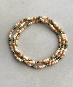 Brown Bead Bracelet Ideas, Brown Beaded Jewelry, Brown Beaded Bracelets, Boho Beaded Bracelets, African Beaded Bracelets, Bracelets Dainty, Jewellery Beads, Bronze Bracelet, Green Bracelet