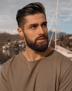 Medium Beard Styles, Beard Trend, Stylish Beards, Beard Images, Long Beard Styles, Mens Beard Grooming, Beard Designs, Beard Styles Short