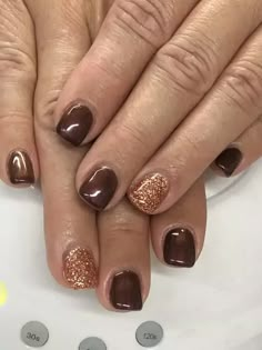 24+ Fall Nail Art Ideas and Smokin' Autumn Colors 2023 - HubPages Gel Nail Light, Nail Design Glitter, Nails Brown, Nails Yellow, Light Elegance, Glitter Gel Nails, Thanksgiving Nails, Cute Gel Nails